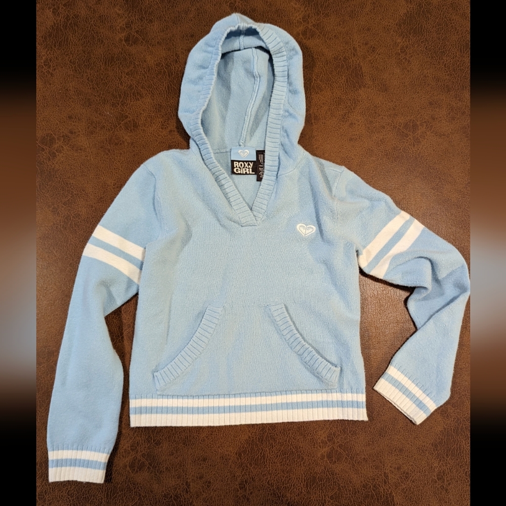 Retro girls Roxy hooded sweater. Size medium.